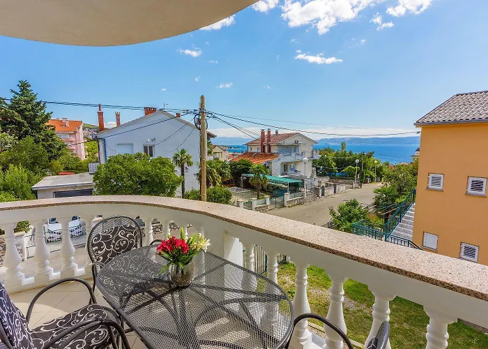 Komfortables Nur 500 Meter Zum Mit Meerblick, Klima, Privatem Balkon Apartment *