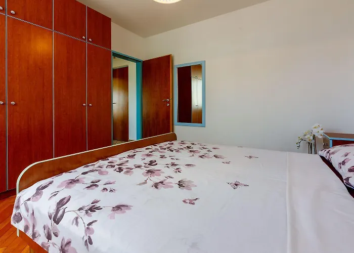 Komfortables Nur 500 Meter Zum Mit Meerblick, Klima, Privatem Balkon *