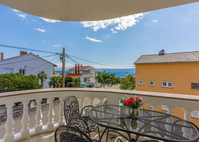 Komfortables Nur 500 Meter Zum Mit Meerblick, Klima, Privatem Balkon